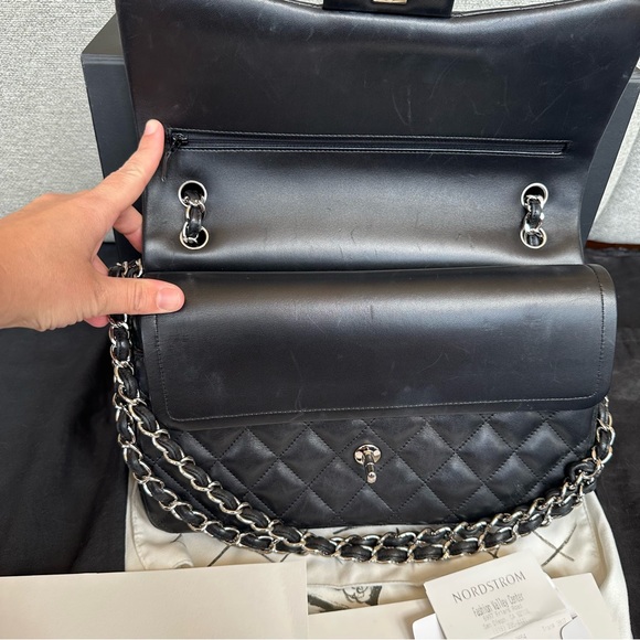 CHANEL Classic Double Flap Handbag Quilted Lambskin Jumbo - Black / Silver - Picture 4 of 11